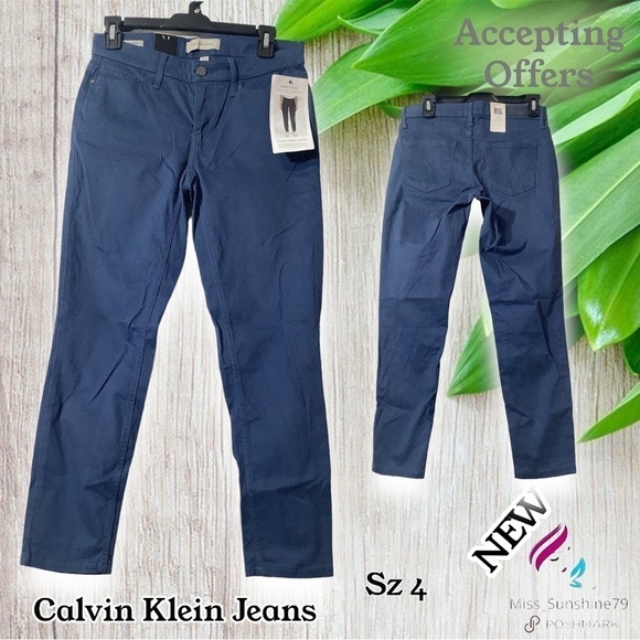 Calvin Klein Jeans NEW - Sz 4 - lightweight ankle skinny Jeans - Picture 1 of 6